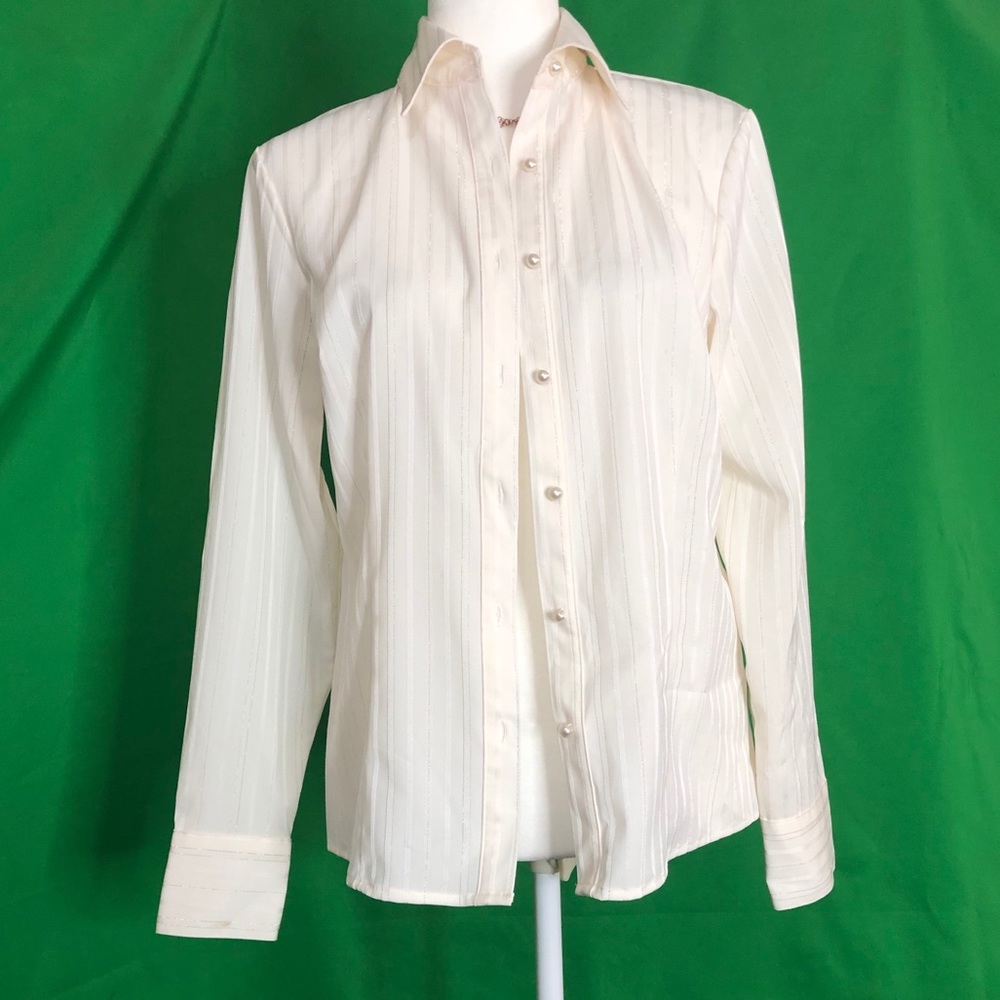 East Fifth Off White and Gold Button down shirt
